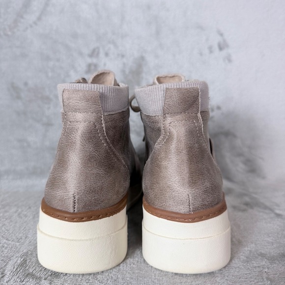 Blowfish Malibu Camden Wedge Sneaker Boots Women Taupe Lace Up Side Zip Size 8.5 - Picture 4 of 10